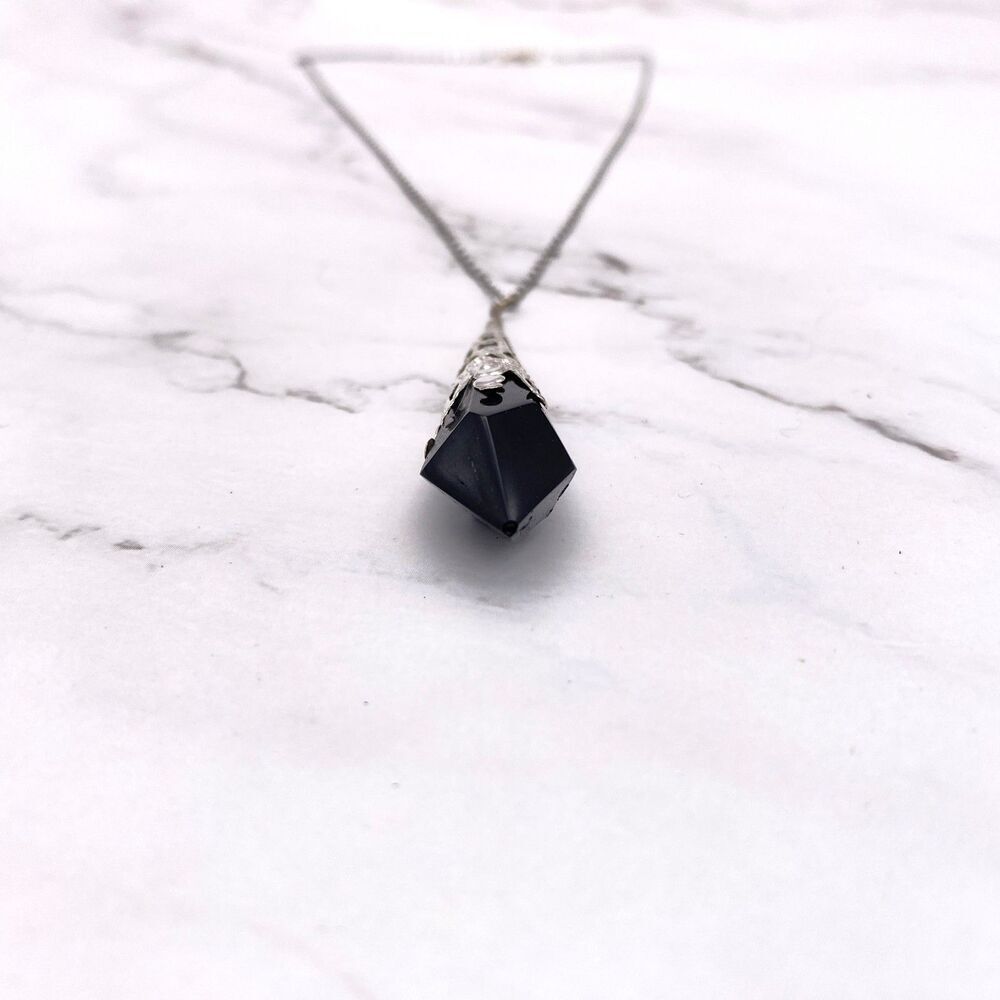 Black Resin Pendulum Necklace - Picture 3 of 10